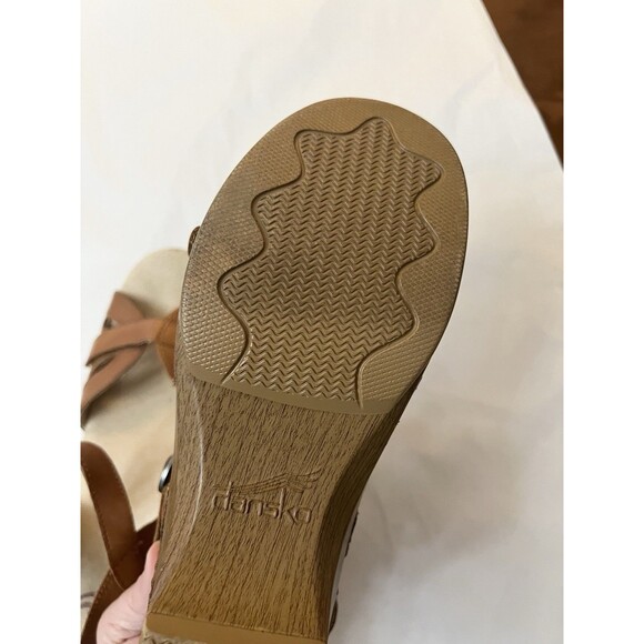 Dansko Women’s Size 38 US 7 7.5 Season Sandals Camel Leather Strappy Comfort - Picture 7 of 8